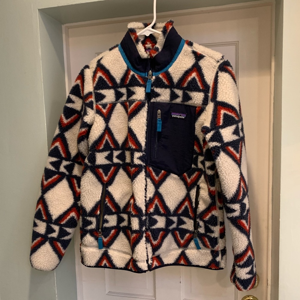 Patagonia sizeM women’s classic retroX fleece